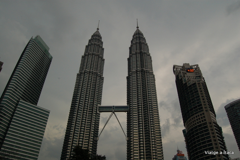 Petronas2